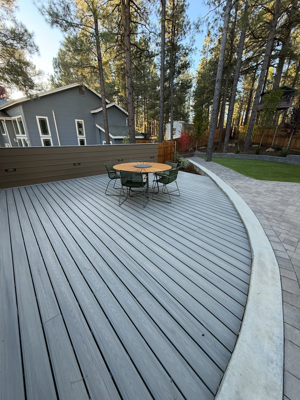 Modern Outdoor Living Deck